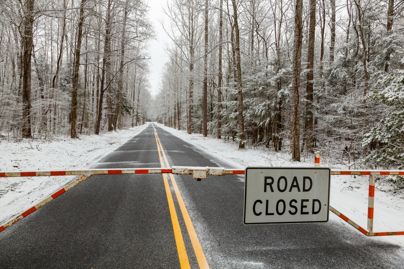 roads closed winter gsmnp